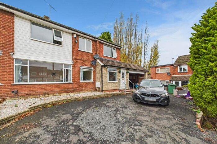 4 Bedroom House To Rent In Kendall Rise, Kingswinford, DY6