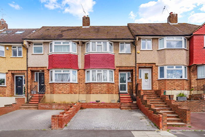 3 Bedroom Terraced House For Sale In Lynmouth Avenue, Morden, SM4