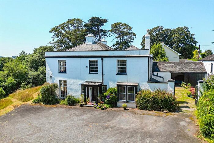 6 Bedroom Detached House For Sale In Orchard Hill, Bideford, EX39