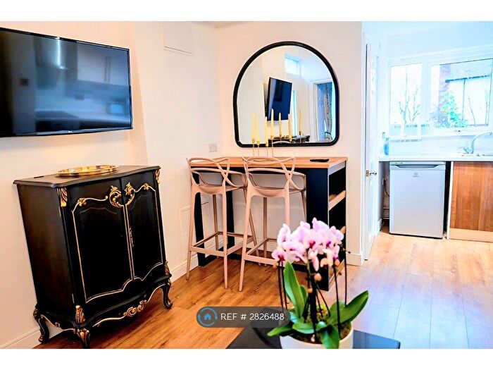 1 Bedroom Flat To Rent In Woodborough Road, Nottingham, NG3