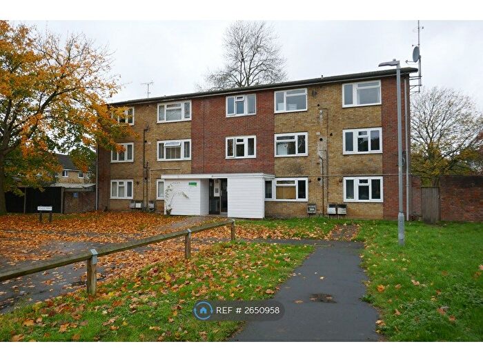 2 Bedroom Flat To Rent In Dellcut Road, Hemel Hempstead, HP2