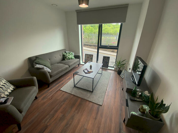 2 Bedroom Apartment To Rent In Chatham Street, Sheffield, South Yorkshire, S3