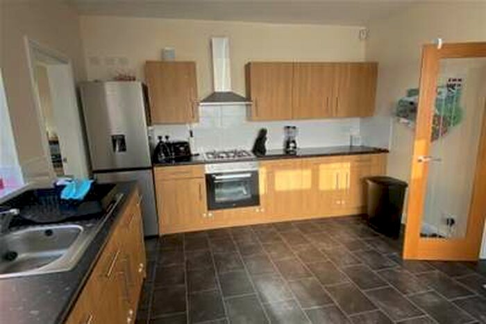 2 Bedroom House To Rent In Redbourne Road, Bentley, DN5