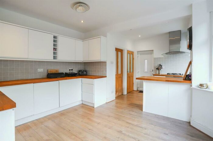 4 Bedroom Detached House To Rent In Moor Lane, Salford, M7