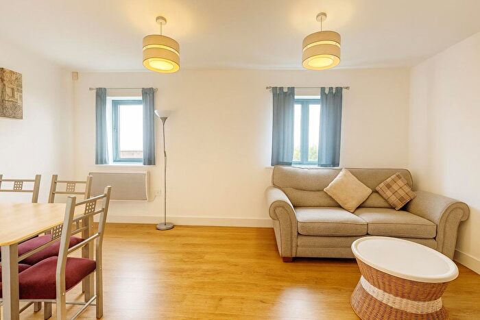 2 Bedroom Flat For Sale In Rickman Drive, Birmingham, B15