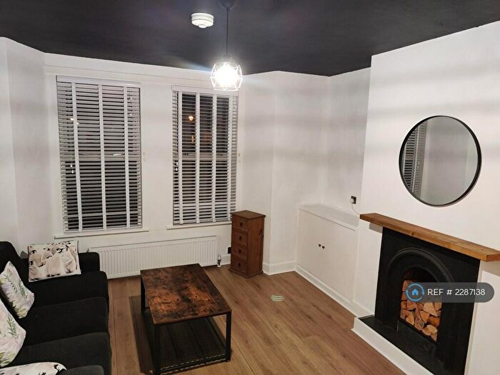 1 Bedroom Flat To Rent In Barras Lane, Coventry, CV1