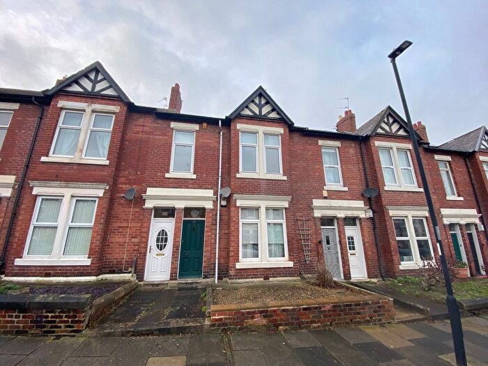 2 Bedroom Flat To Rent In Sandringham Rd, Gosforth, Newcastle Upon Tyne, NE3
