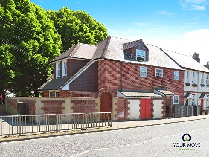 Studio To Rent In St. Pancras, Chichester, West Sussex, PO19