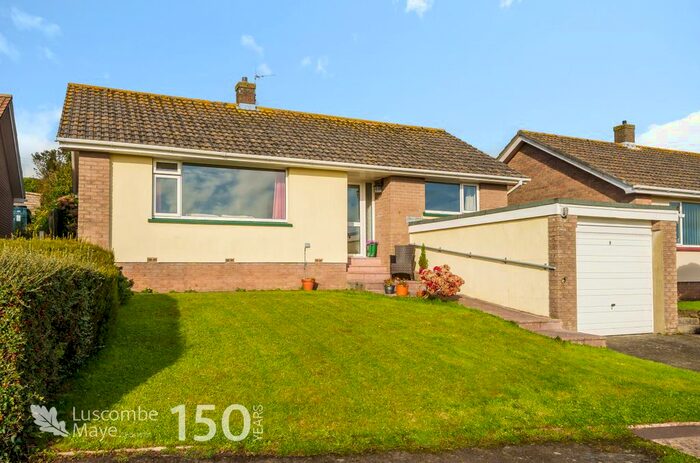 2 Bedroom Bungalow For Sale In Green Park Way, Chillington, Kingsbridge, TQ7