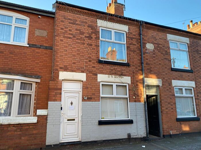 2 Bedroom Terraced House For Sale In Victoria Street, Wigston, Leicestershire, LE18