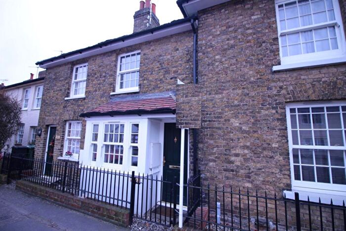 2 Bedroom Terraced House To Rent In High Street, Kelvedon, CO5