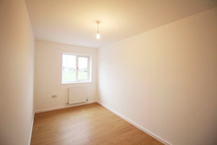 2 Bedroom Apartment To Rent In Kimberworth Road, Rotherham, S61