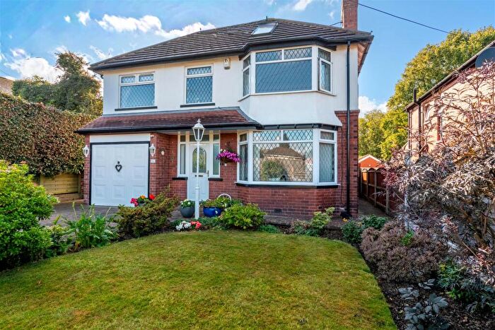5 Bedroom Detached House For Sale In Chelwood Drive, Moor Allerton, Roundhay, Leeds, LS8