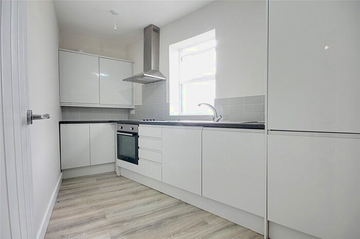 1 Bedroom Flat To Rent In Hertford Road, Enfield, EN3