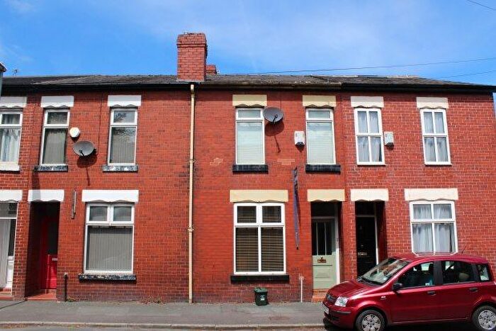 4 Bedroom Property To Rent In Kathleen Grove, Manchester, M14