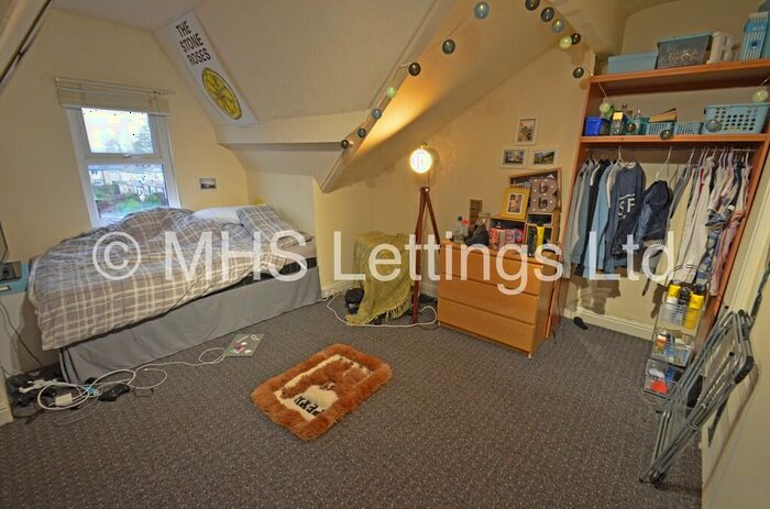 1 Bedroom End Of Terrace House To Rent In Richmond Mount, Leeds, LS6