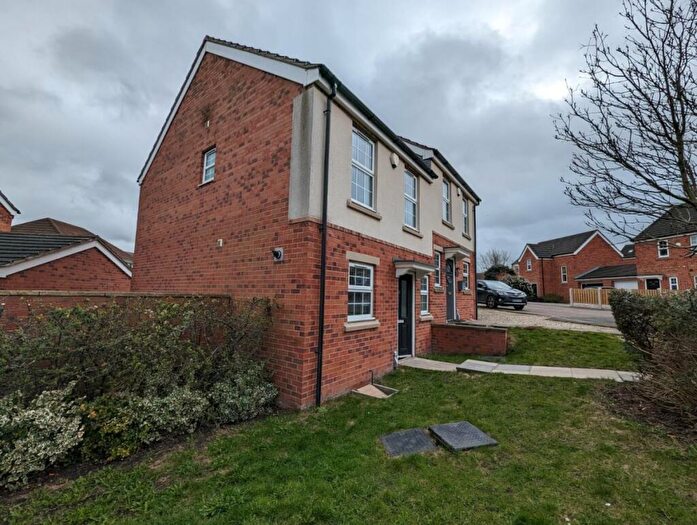 2 Bedroom Semi Detached House To Rent In Stonefont Grove, Grimethorpe, S72
