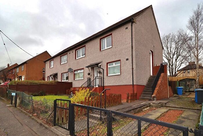 2 Bedroom Flat To Rent In Loanfoot Road, Uphall, EH52