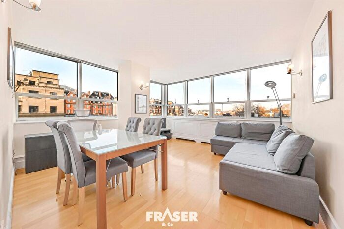 2 Bedroom Flat For Sale In Marathon House, NW1