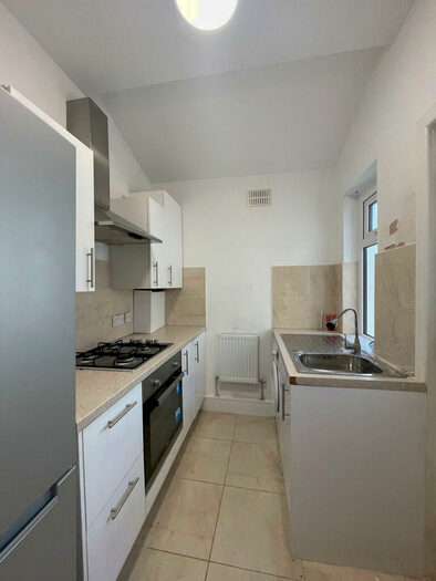2 Bedroom House To Rent In Nairne Street, Burnley, BB11