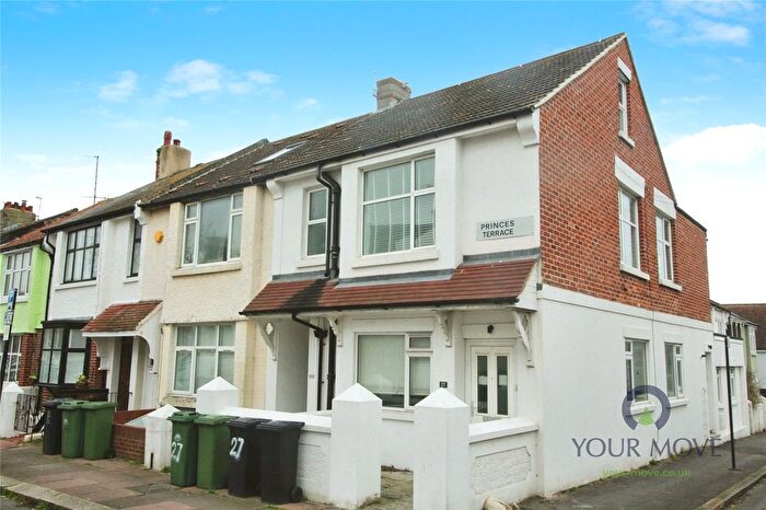 3 Bedroom Flat To Rent In Bristol Gardens, Brighton, East Sussex, BN2