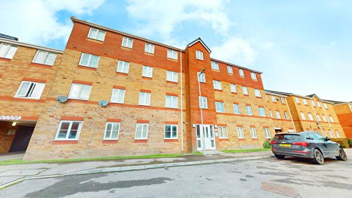 2 Bedroom Flat To Rent In Cwrt Boston, Cardiff, CF24