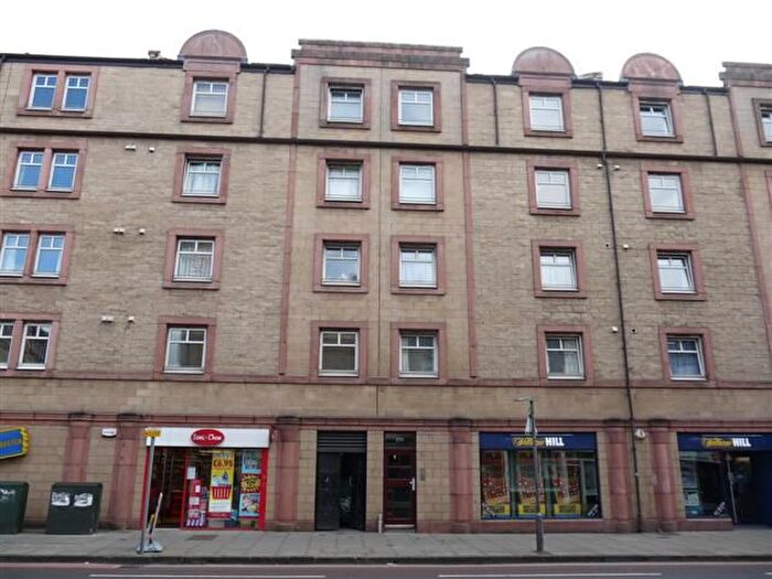 2 Bedroom Flat To Rent In Gorgie Road, Gorgie, Edinburgh, EH11