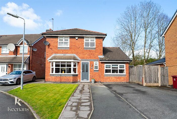 3 Bedroom Detached House For Sale In Stoney Bank, Stoneclough, Radcliffe, M26