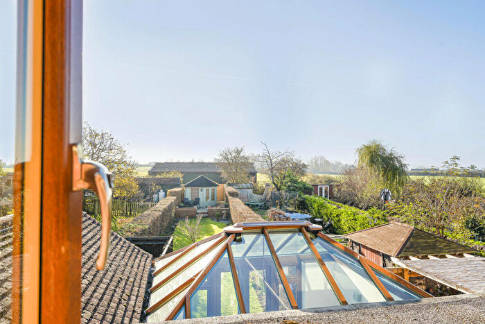 2 Bedroom Terraced House For Sale In Lawn Hill, Edgecott, HP18