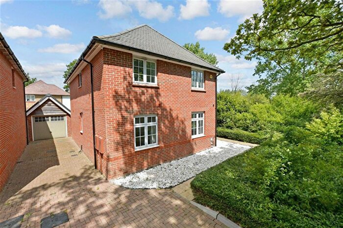 4 Bedroom Detached House For Sale In Sellars Way, Basildon, Essex, SS15
