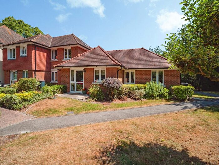 2 Bedroom Apartment For Sale In Culliford Court, Dorchester, DT1
