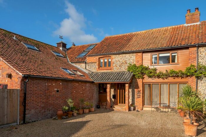 3 Bedroom Barn Conversion For Sale In Brewery Road, Trunch, North Walsham, NR28