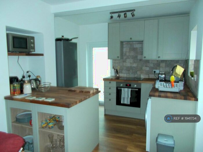 1 Bedroom Terraced House To Rent In Kendal Road, Hove, BN3