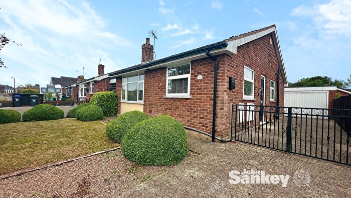 2 Bedroom Detached Bungalow For Sale In Saville Road, Sutton-In-Ashfield, NG17