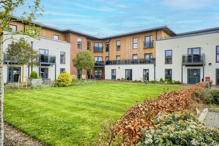 2 Bedroom Retirement Property For Sale In Springfield Close, Stratford-Upon-Avon, CV37