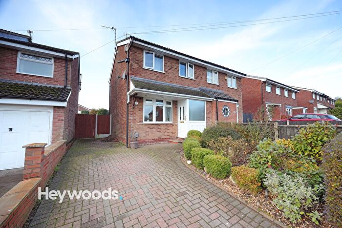 2 Bedroom Semi Detached House For Sale In Wem Grove, Mitchells Wood, Newcastle-Under-Lyme, Staffordshire, ST5