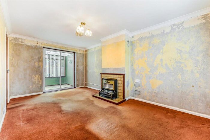 2 Bedroom Semi-Detached House For Sale In Oliver Whitby Road, Chichester, PO19