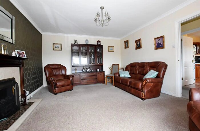 2 Bedroom Detached Bungalows For Sale In Abbey Close, Greyabbey, BT22