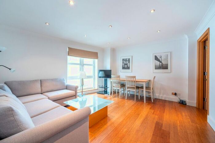1 Bedroom Flat To Rent In Argyll Street, Soho, London, W1F