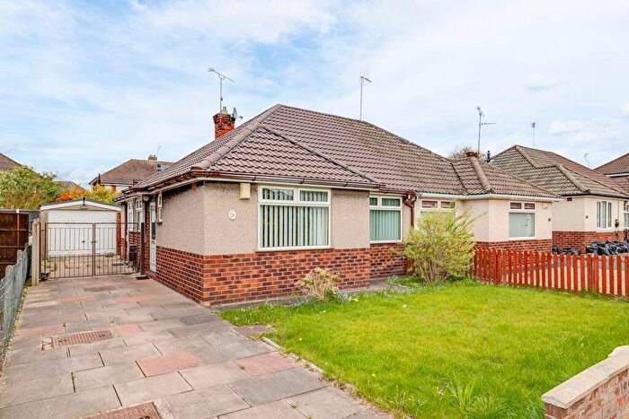 2 Bedroom Semi-Detached Bungalow For Sale In Whitby Avenue, Chester, CH2