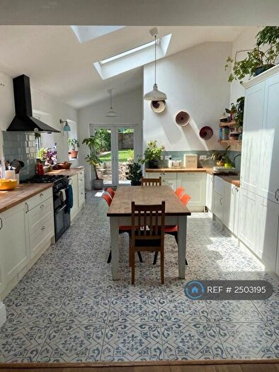 4 Bedroom Semi-Detached House To Rent In Butts Hill, Frome, BA11