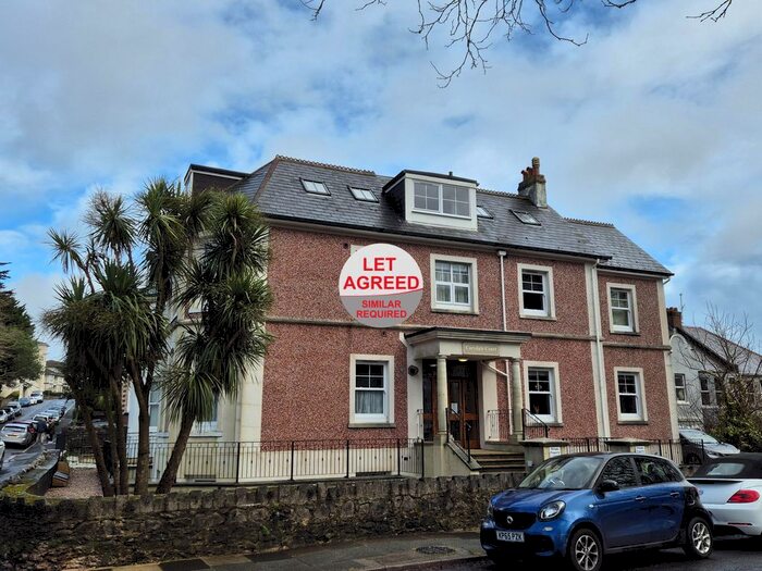 2 Bedroom Flat To Rent In St. Albans Road, Torquay, TQ1