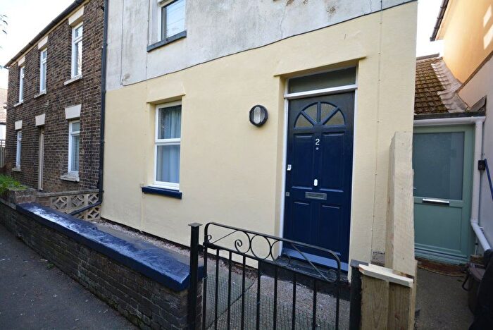 1 Bedroom Flat To Rent In Cinder Footpath, Broadstairs, CT10