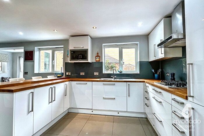 5 Bedroom Detached House For Sale In Lucerne Avenue, Bure Park, Bicester, OX26
