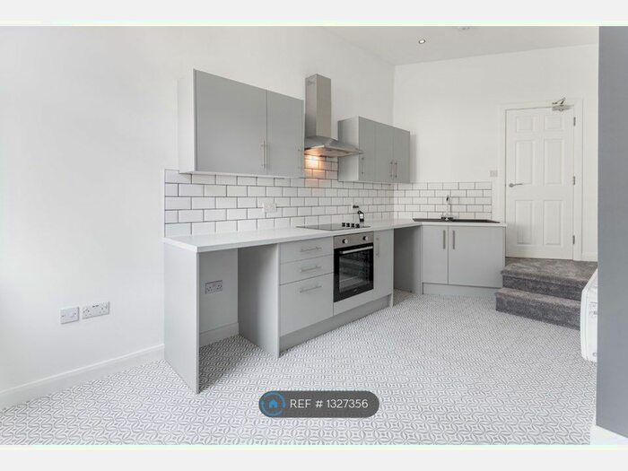 1 Bedroom Flat To Rent In Church Road, Eccles, Manchester M30