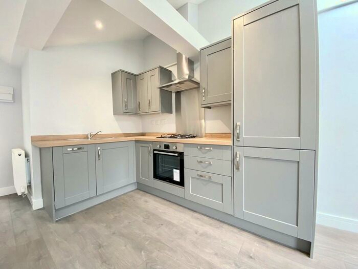 1 Bedroom Apartment To Rent In Bedminster, North Street, BS3