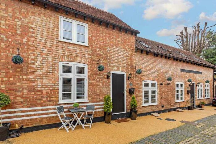 1 Bedroom Terraced House To Rent In Dolphin Yard, Holywell Hill, St Albans, AL1