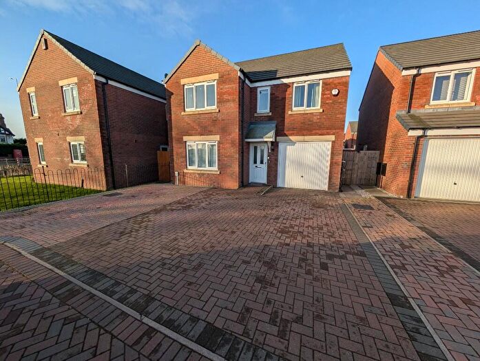 4 Bedroom Detached House To Rent In Pearl Close, Poulton-Le-Fylde, Lancashire, FY6