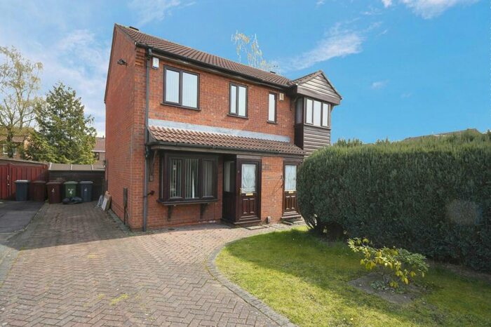 2 Bedroom Semi-Detached House To Rent In Goxhill Grove, Lincoln, LN6