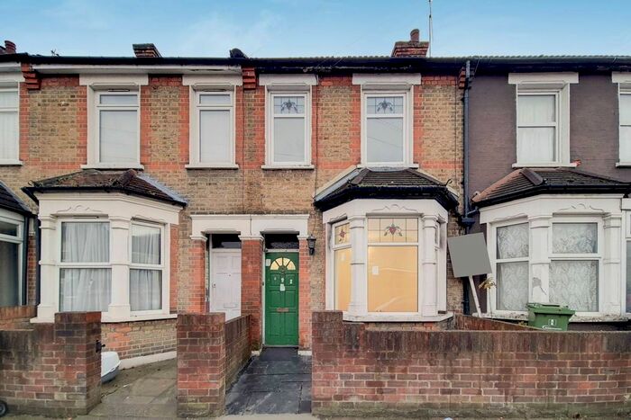 2 Bedroom Terraced House To Rent In Eastbury Avenue, Barking IG11